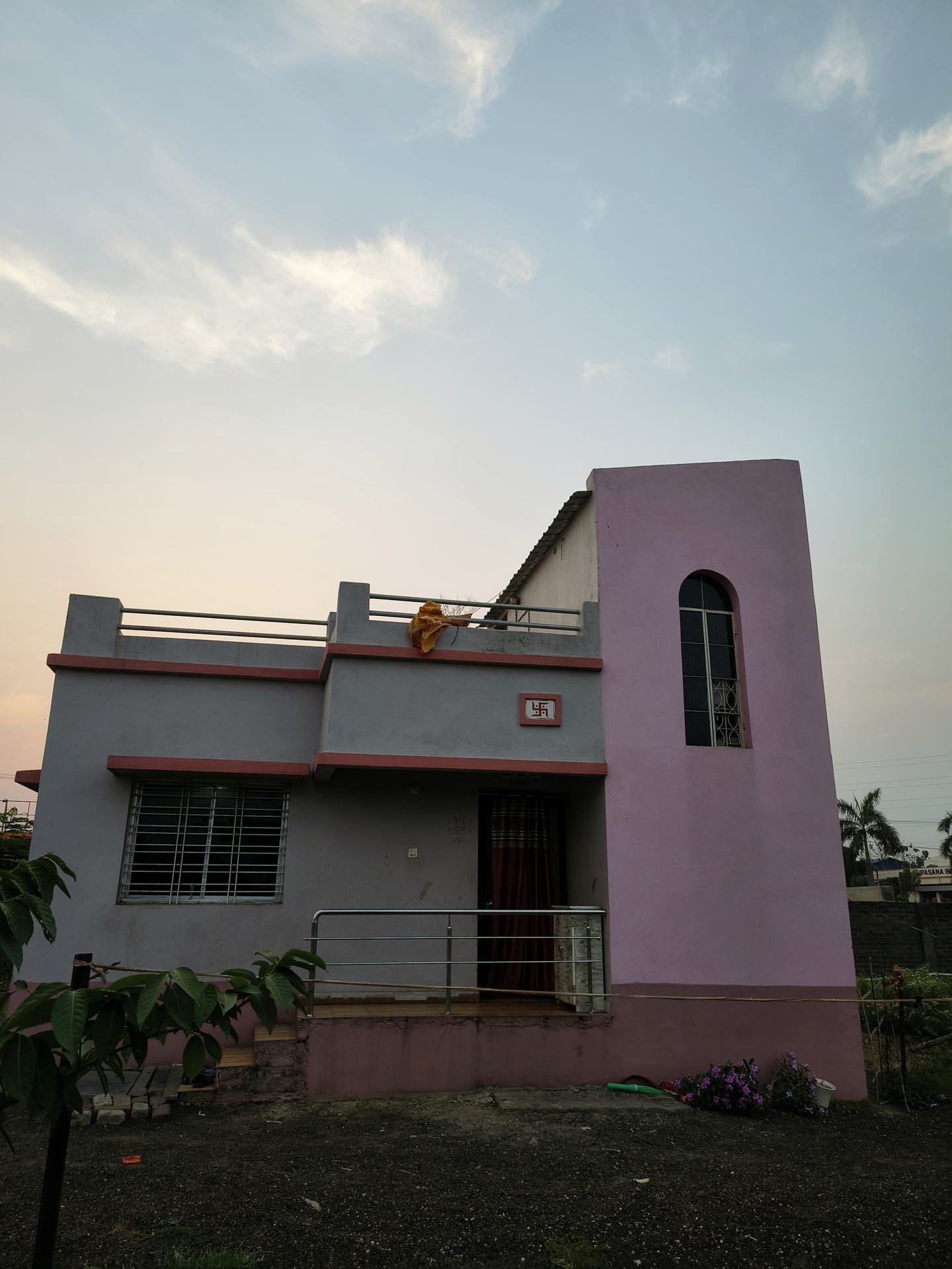Estate Bungalow 1